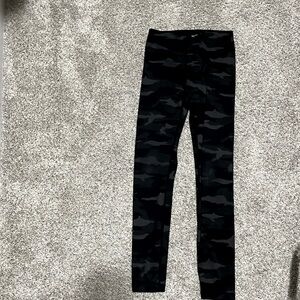 Athleta Girl high rise camo chit chat tight leggings